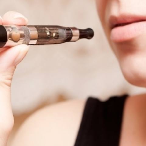 Damp van e-sigaret schadelijk voor gezondheid